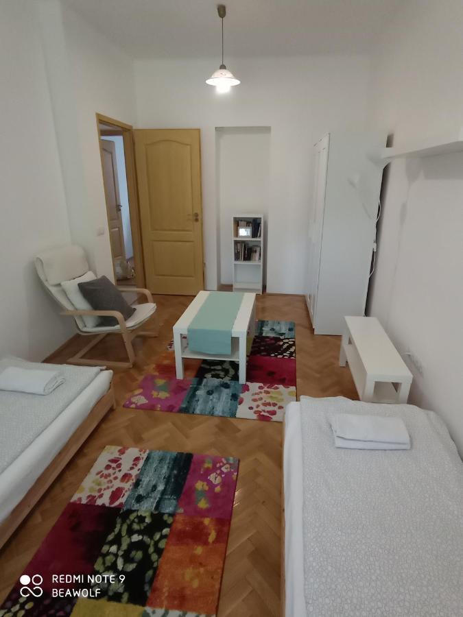 Gizella Apartman Еґер Екстер'єр фото