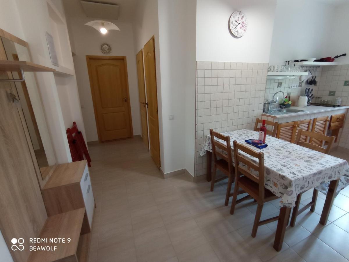 Gizella Apartman Еґер Екстер'єр фото