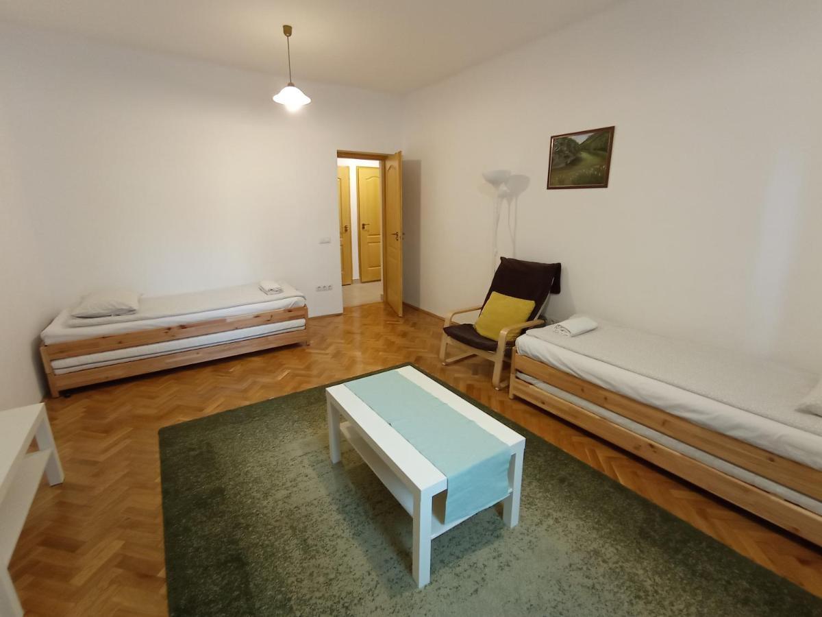 Gizella Apartman Еґер Екстер'єр фото