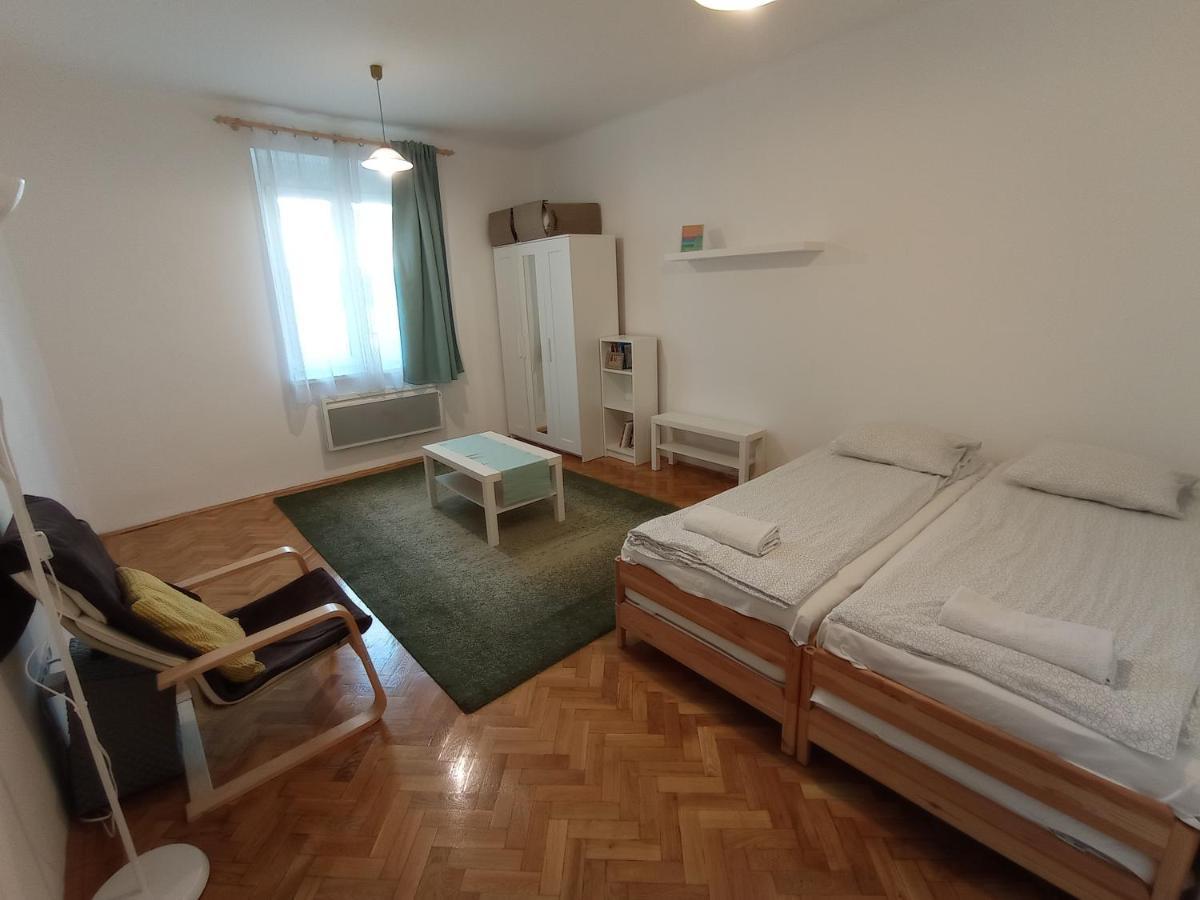 Gizella Apartman Еґер Екстер'єр фото
